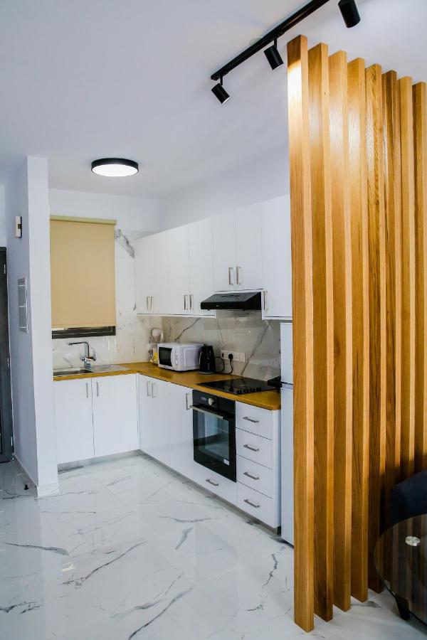 Sea Side Appartment In Kato Paphos Exterior foto
